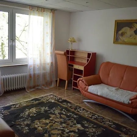 Gemutliche Ferienwohnung Im Grunen *